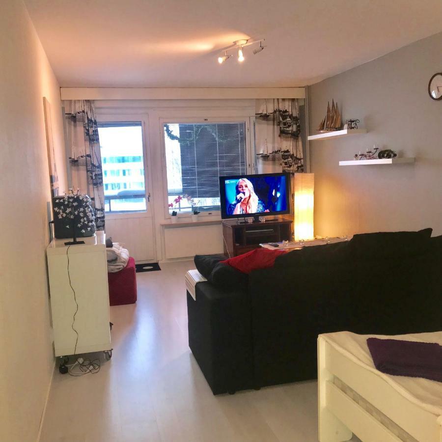 Kemi City L Near Snowcastle, 2 Rooms, Kitchen, Glazed Balcony, Free Parking On Street Exteriér fotografie